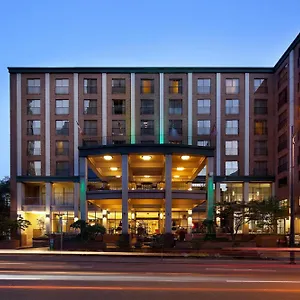 Downtown&suites Hotel